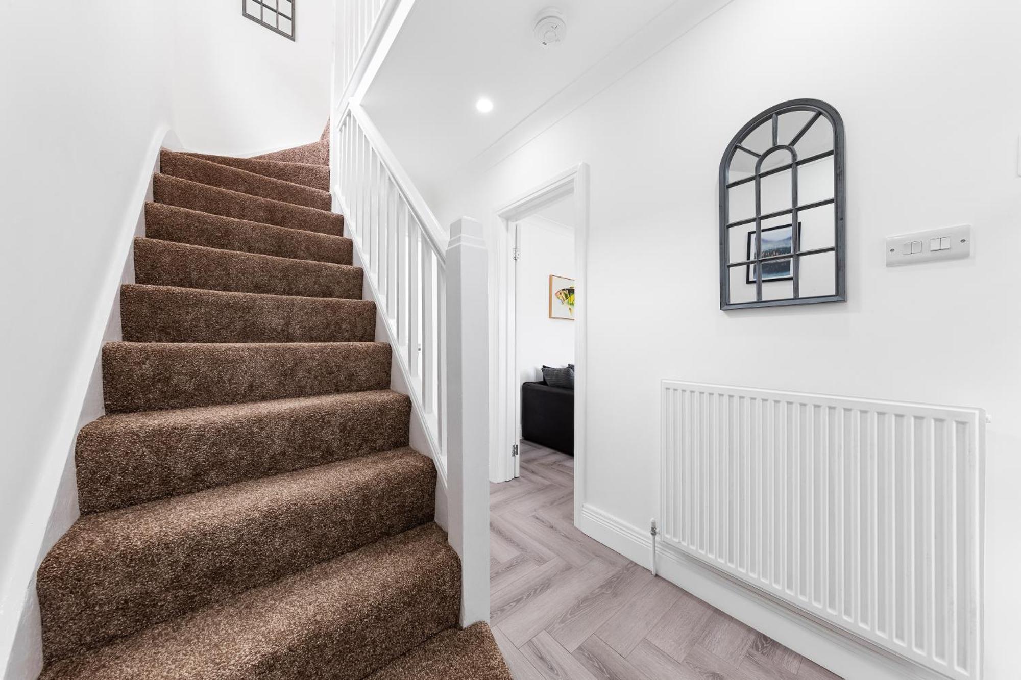 3 Bedroom House Close To Dartford Station Exterior foto